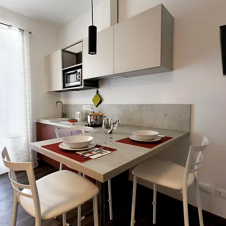 Piazza Giotti 8 트리에스테