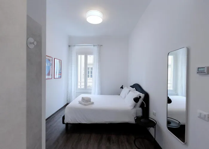 Piazza Giotti 8 4* Τεργέστη