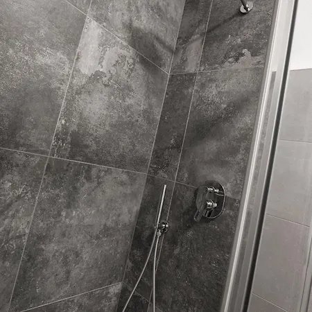 Hotel apartamentowy Piazza Giotti 8 4*