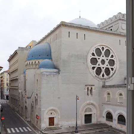 Hotel apartamentowy Piazza Giotti 8 4*