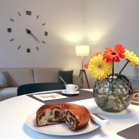 Aparthotel Piazza Giotti 8 *