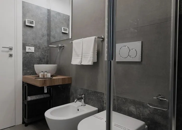 Piazza Giotti 8 4* Τεργέστη