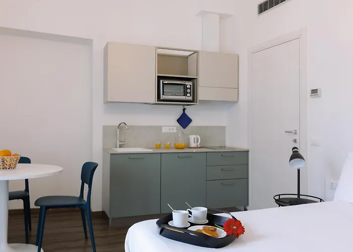 Piazza Giotti 8 4* Τεργέστη